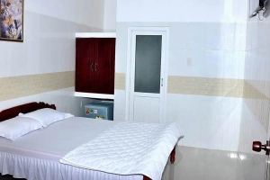 Nhà Nghỉ Hồng Ngọc