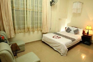 Nhà Nghỉ Hương Nam - Trần Tuấn Khải
