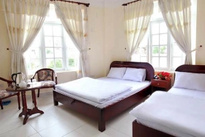 Nhà Nghỉ Huyền Trân