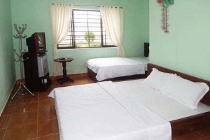 Nhà Nghỉ Nhật Phương