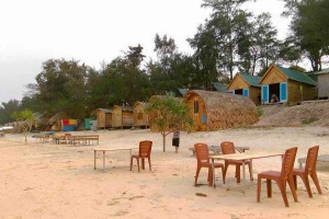 Nhà Nghỉ Sở Quán Hồng Vàn