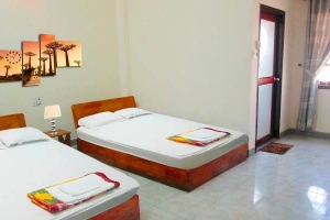 Nhà Nghỉ Tú Uyên