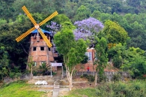 Nhà Sàn Cối Xay Gió - Thung Nai