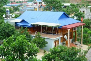 Nhà Sàn Lộc Bình