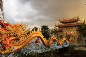 Nhà Thờ Tổ Của Hoài Linh