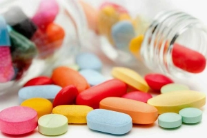 Nhà Thuốc Tây Hoàng Phúc - Cư Xá Phú Lâm