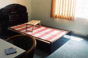 Nhà Trọ Hoàng Uyên