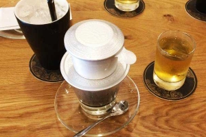 Nhân Cafe - Tuệ Tĩnh