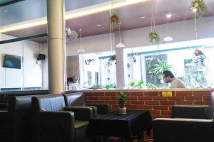 Nhật Hạ Coffee Bar