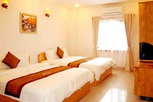 Nhật Hoàng Hotel
