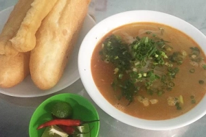 Quán Ăn Nhật Linh - Bánh Canh Huế