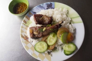 Quán Ăn Như Ý - Cơm & Mì Quảng