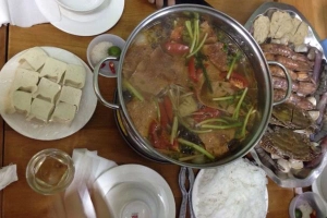 Nhung Béo - Cơm, Phở & Lẩu Hải Sản