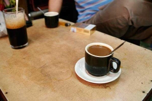 Những Người Bạn - Cafe Võng Sân Vườn