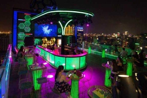 Nubis Bar - Adamo Hotel