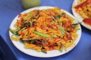 Quán Ăn Nui Xào Bò - Vạn Kiếp