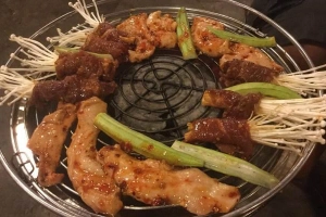 Quán Ăn Nướng Cay Quạt Mo