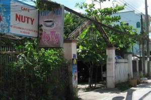 Nuty Cafe