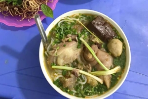 Quán Ăn O Thanh Hảo - Bún Bò Giò Heo & Sốt Vang Huế