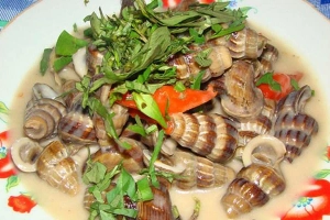 Quán Ăn Ốc Bụi Sài Gòn - Phan Văn Trị