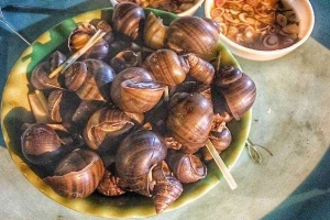 Ốc Luộc, Ngao Hấp & Ăn Vặt - Nguyễn Ngọc Vũ