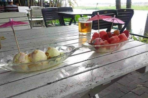 Ocean Blue Cafe - Bờ Bắc Sông Trà