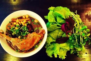 Quán Ăn Ola - Mì & Lẩu Gà Tiềm Ớt Hiểm