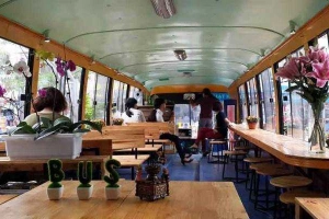 OTO Cafe 2 - Hoàng Quốc Việt