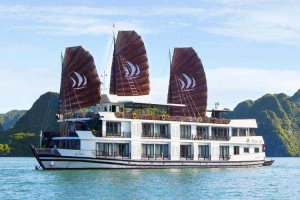 Pelican Halong Cruise