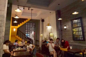 Peter Home - Coffee Shop