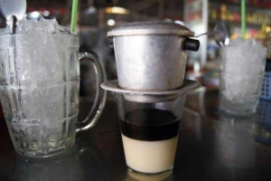 Petit Cafe
