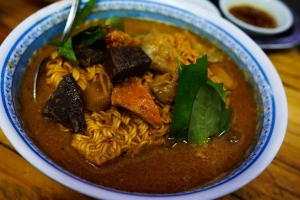 Quán Ăn Phá Lấu Tâm Ký - Nguyễn Trãi