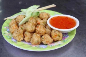 Phạm Hoa - Cá Viên Chiên & Ăn Vặt