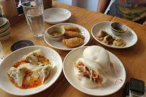 Nhà Hàng Phat's Dumpling House - Ẩm Thực Châu Á - Đông Du