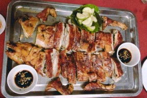 Phi Thuyền - Nhà Hàng Nổi