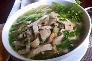 Quán Ăn Phở Bình - Phở Gà & Lẩu Gà