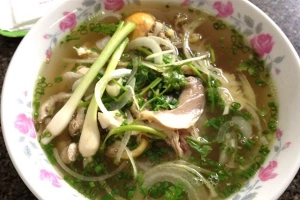 Quán Ăn Phở Bình - Lý Chính Thắng