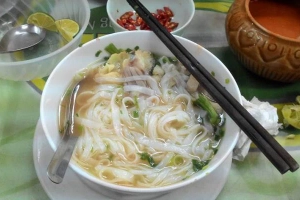 Quán Ăn Phở Bò Lý Quốc Sư - Bắc Linh Đàm