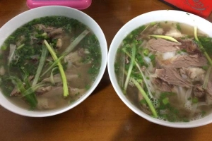 Quán Ăn Phở Bò Số 5 - Chung Cư P3