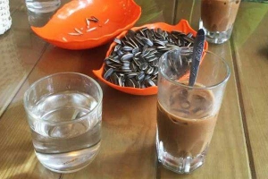 Phố Cafe - Lạc Trung