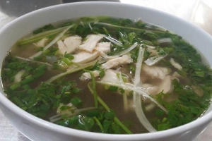 Quán Ăn Phở Gà - Hồ Tai Trâu