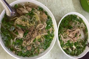 Quán Ăn Phở Gà - Quỳnh Mai