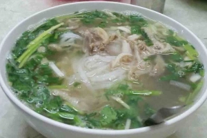 Quán Ăn Phở Gà Ta - Bùi Huy Bích