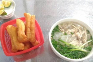 Quán Ăn Phở Gà Ta - Ngọc Thụy