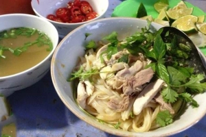 Quán Ăn Phở Gà Ta Phở Bò