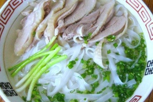 Quán Ăn Phở Gà Tuấn Hằng - Bùi Ngọc Dương