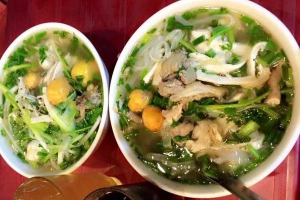Quán Ăn Phở Hồng - Phở Gà Ta