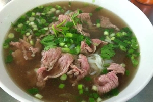 Quán Ăn Phở Hồng - Xóm Chiếu