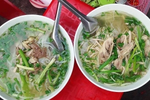 Phở Hưng - Bún, Phở & Cơm Bình Dân