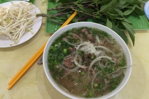 Quán Ăn Phở Lê - Trần Hưng Đạo